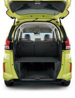 Honda Freed+ Hybrid 2016 года